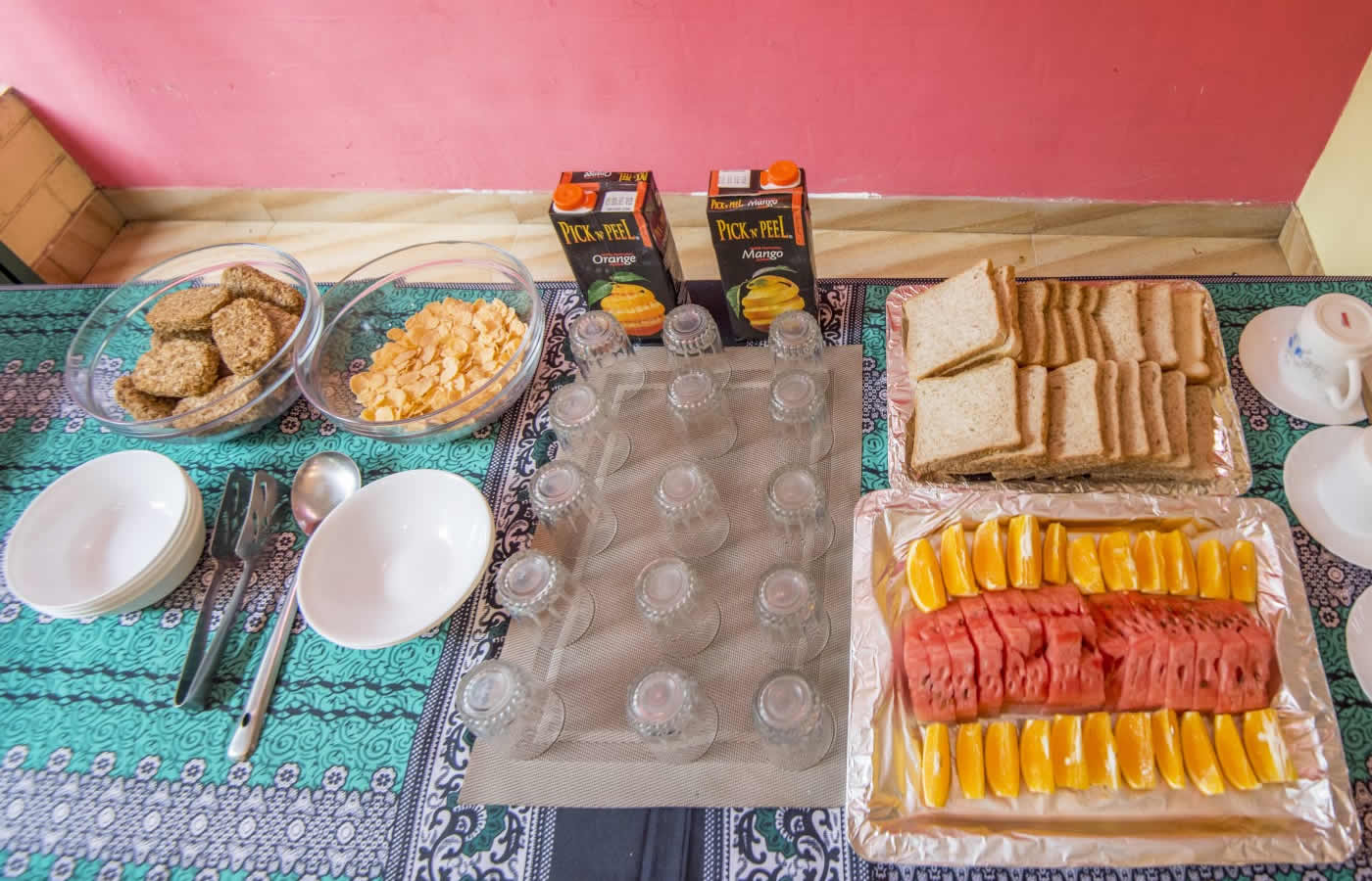 leon villas guesthouse restaurant